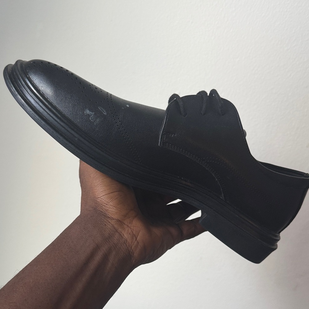 Classic Black Men's Dress Shoes